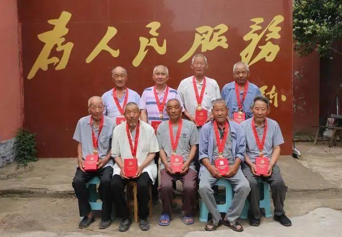 安徽90后单亲妈妈闺蜜：从“离婚搭子”到神仙日子，共居带娃走红网络